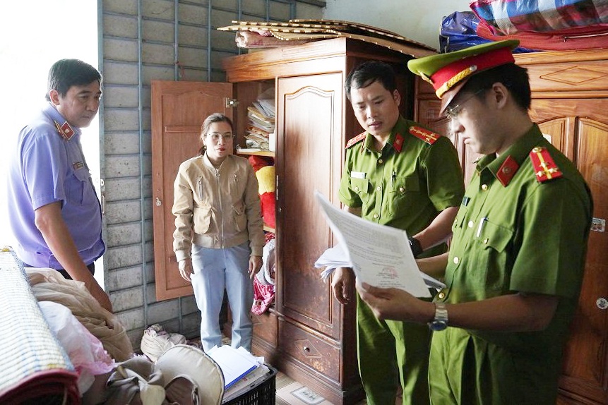 Khởi tố một chủ tịch xã và hai cán bộ ở Gia Lai - 1