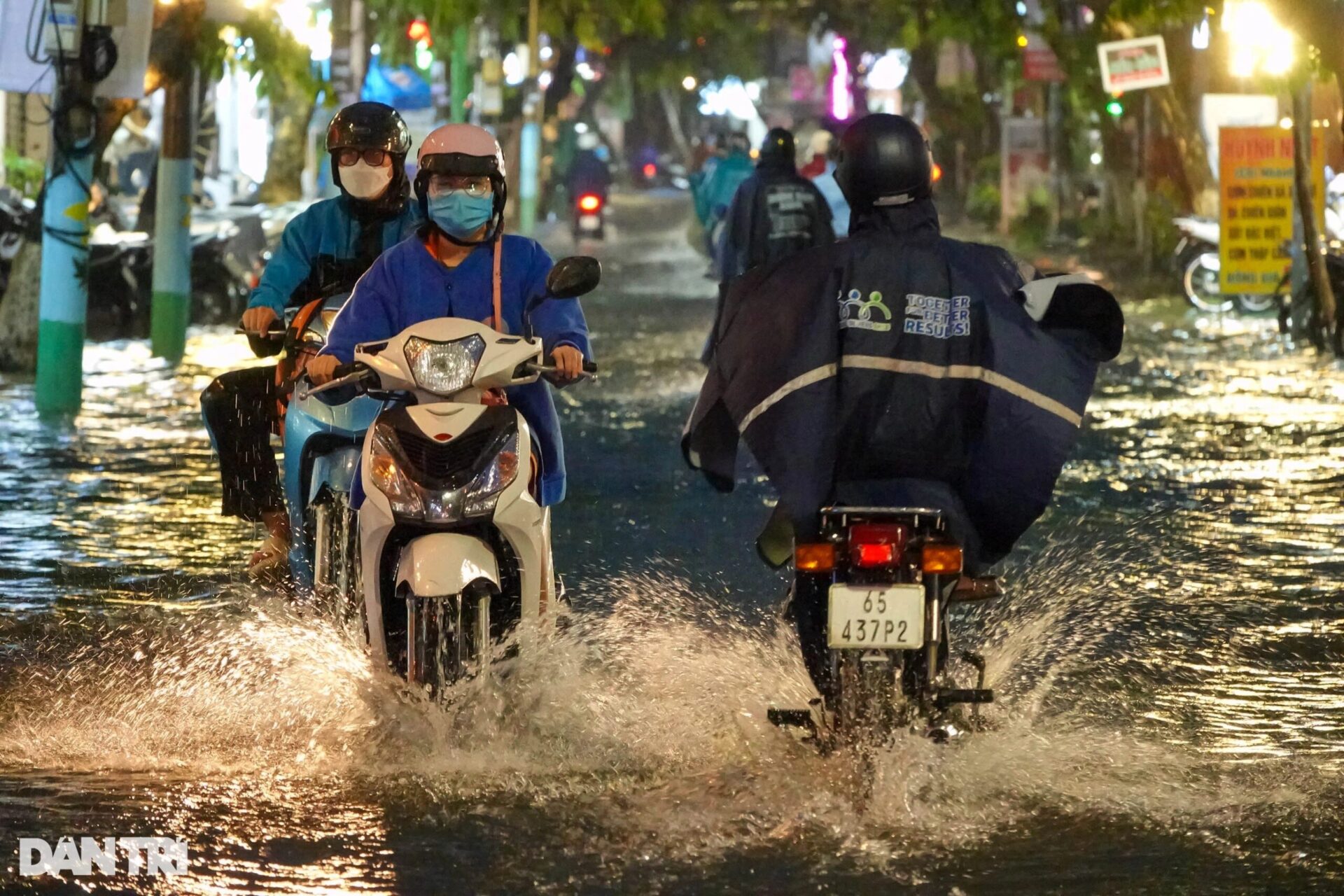 Hệ thống chống ngập nghìn tỷ bất lực khiến Cần Thơ ngập nặng sau mưa lớn - 1