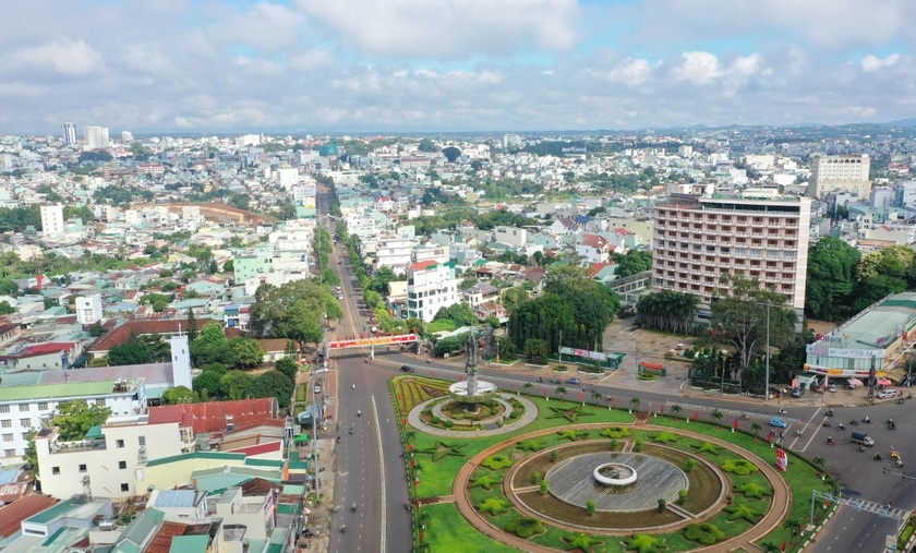 Dấu hiệu buông lỏng quản lý vi phạm xây dựng ở TP Pleiku - 1