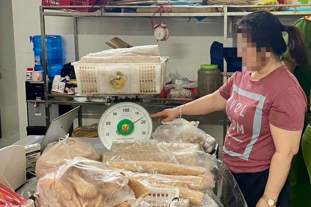 Hàng tấn giá đỗ hóa chất, giò chả hàn the: Tận cùng của sự bất nhân! - 2 Hàng tấn giá đỗ hóa chất, giò chả hàn the: Tận cùng của sự bất nhân! - 2